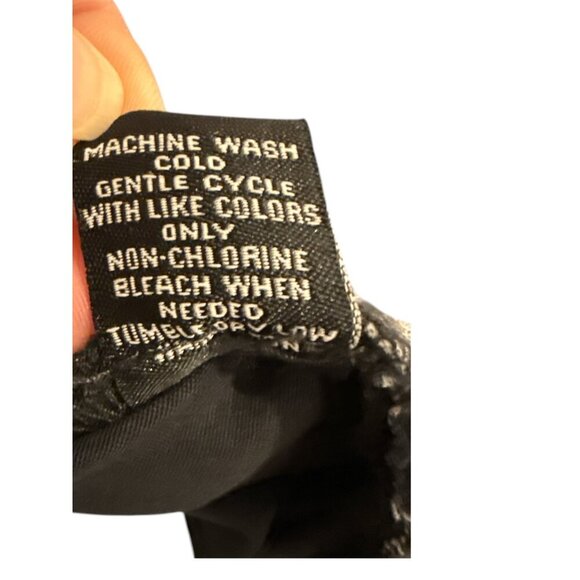 Intro Love the Fit Hailey Short Sun washed Twill Roll up Cuff,  Size 16 NWT - Picture 8 of 8